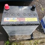 ディーラーが高いので自分でバッテリー交換した(結果満足)